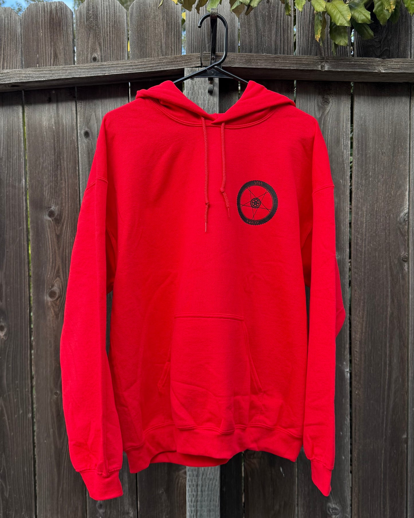 Hill awaits “Pentaspoke” hoodie